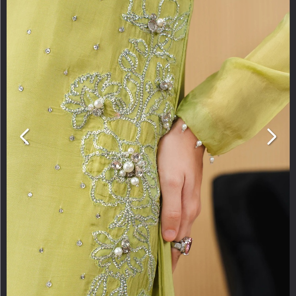 Elegant Green Maxi Dress